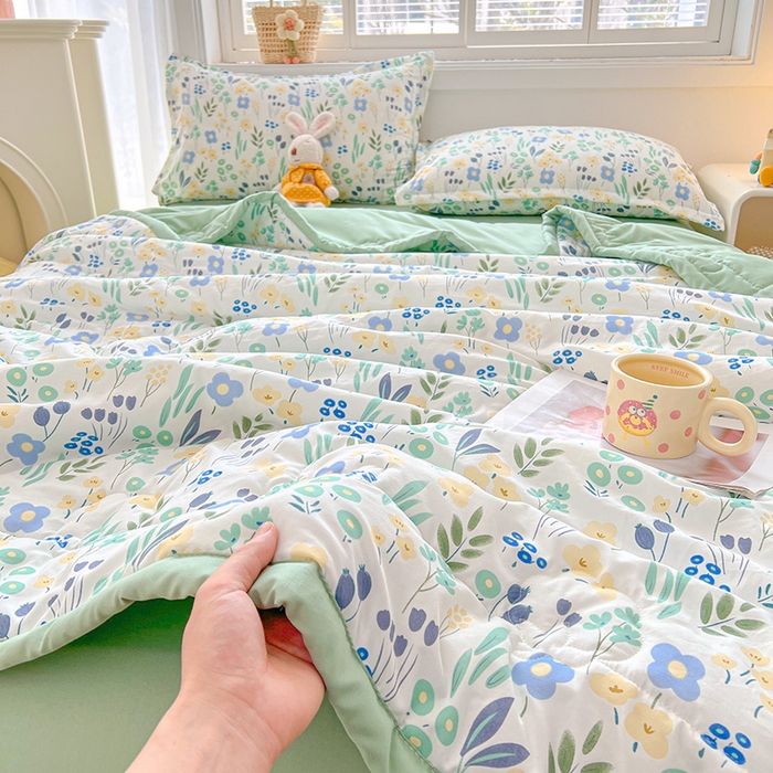 91家纺网 家纺一手货源 找家纺 2026新款A类新疆棉花夏凉被加宽包边水洗棉卡通印花吸湿透气棉花夏被空调被 凌香 花海