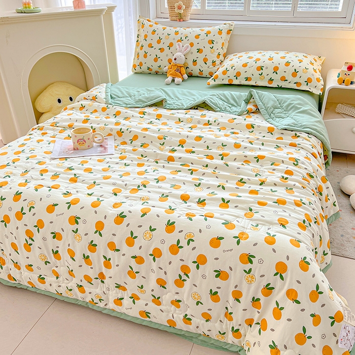 91家纺网 家纺一手货源 找家纺 2026新款A类新疆棉花夏凉被加宽包边水洗棉卡通印花吸湿透气棉花夏被空调被 凌香 桔子