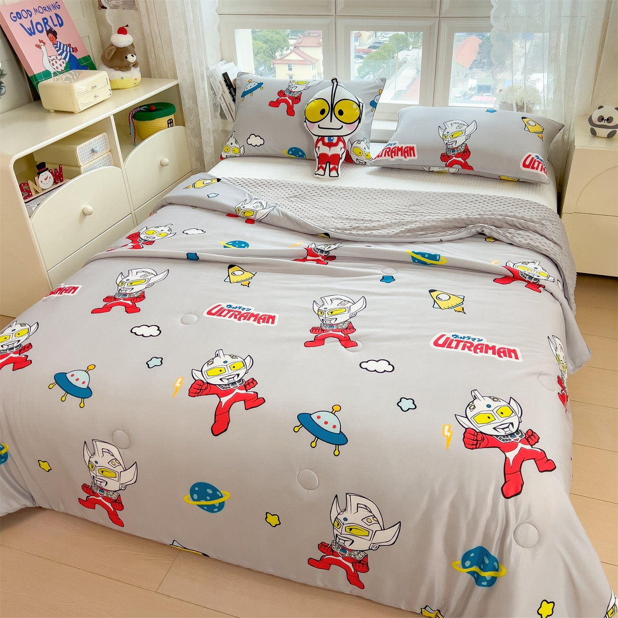 91家纺网 家纺一手货源 找家纺 兄弟坊 2026新款A类正版授权卡通针织棉凉感豆豆夏被 夏凉被 奥特传奇灰