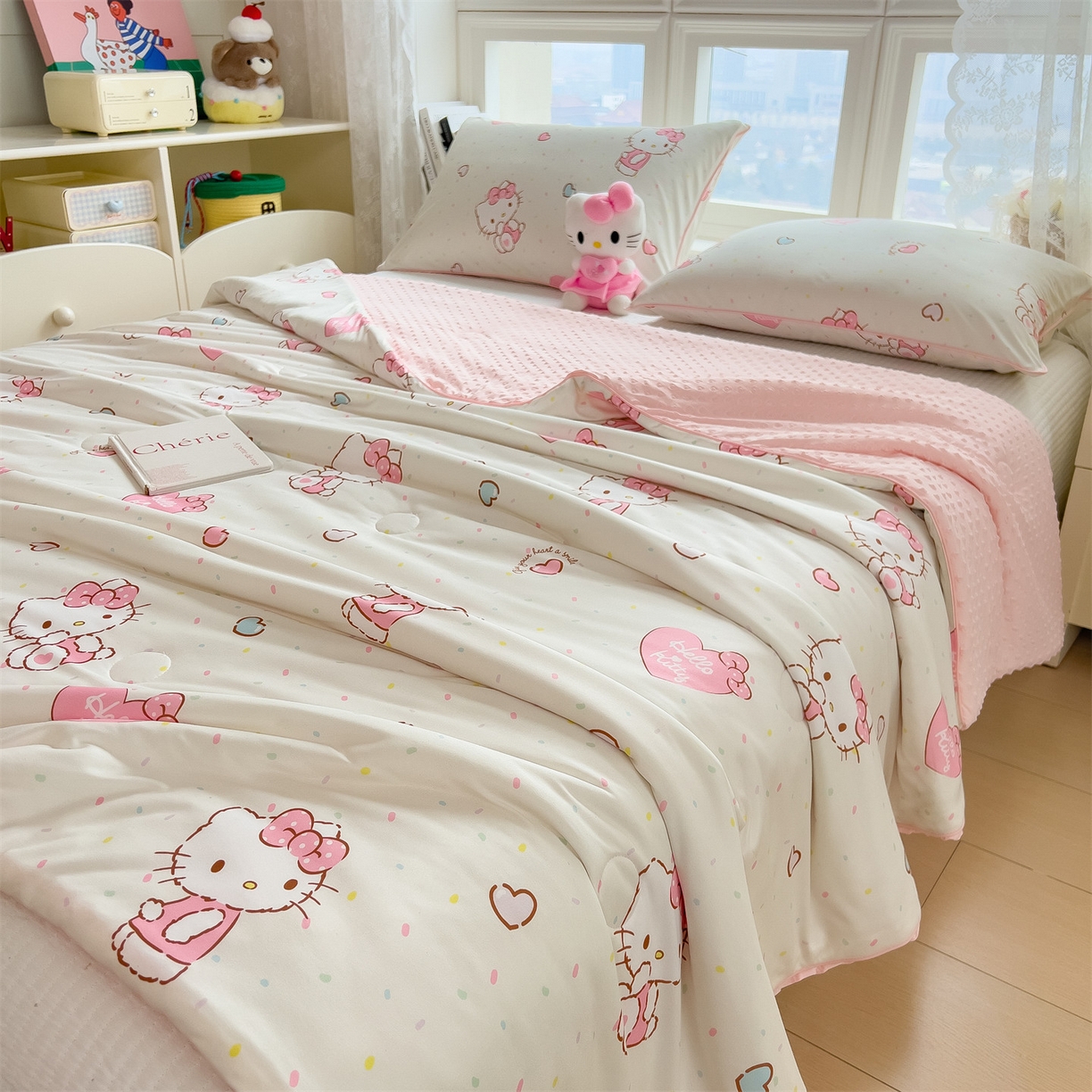 91家纺网 家纺一手货源 找家纺 兄弟坊 2026新款A类正版授权卡通针织棉凉感豆豆夏被 夏凉被 乖乖凯蒂