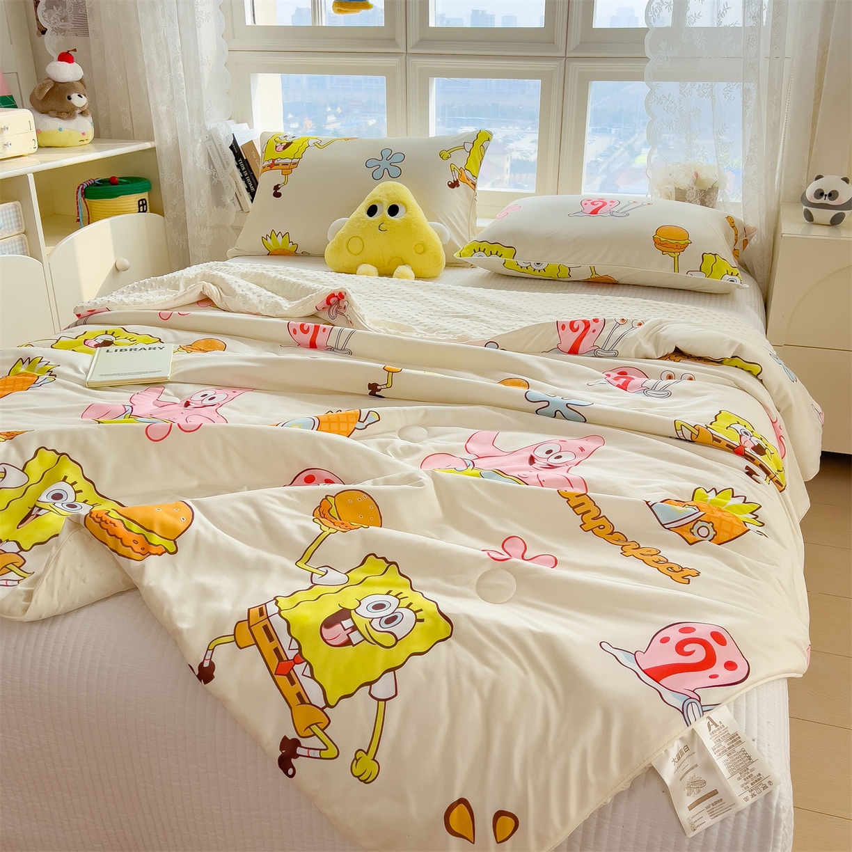 91家纺网 家纺一手货源 找家纺 兄弟坊 2026新款A类正版授权卡通针织棉凉感豆豆夏被 夏凉被 海绵宝宝