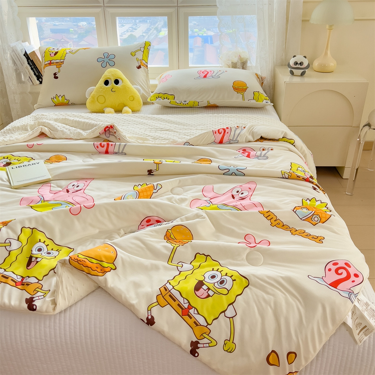 91家纺网 家纺一手货源 找家纺 兄弟坊 2026新款A类正版授权卡通针织棉凉感豆豆夏被 夏凉被 海绵宝宝