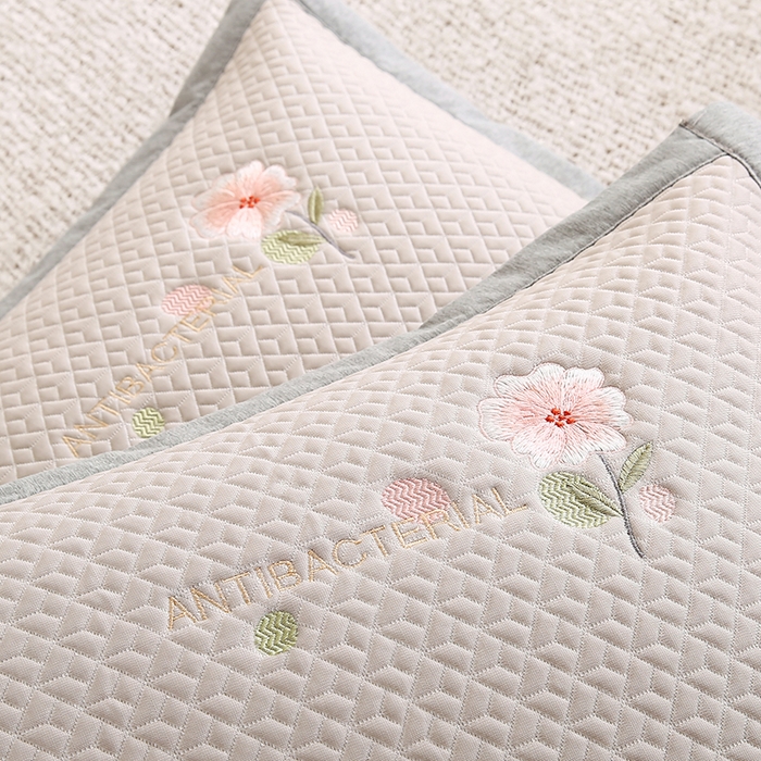 91家纺网 家纺一手货源 找家纺 （总）小牛席业 2026新款鲜花刺绣冷感豆豆枕套单枕套枕套单件