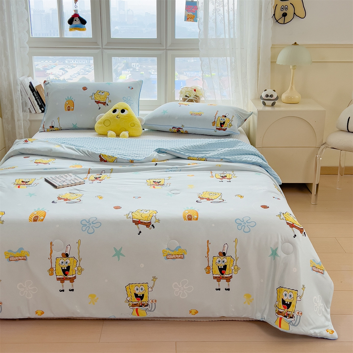 91家纺网 家纺一手货源 找家纺 兄弟坊 2026新款A类正版授权卡通针织棉凉感豆豆夏被 夏凉被 海绵世界