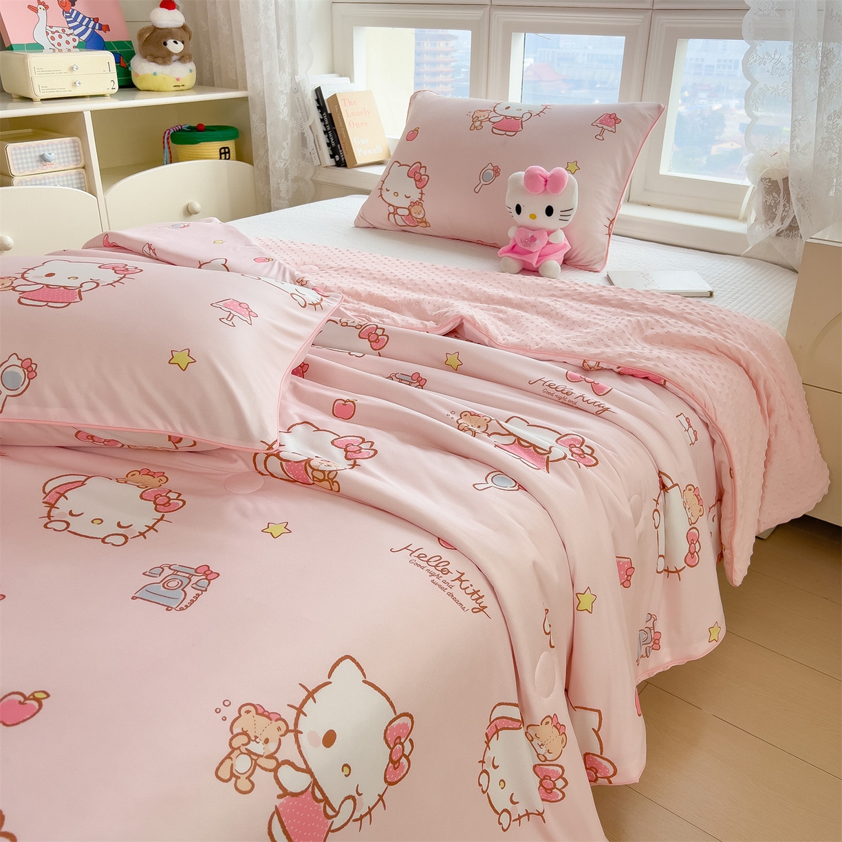 91家纺网 家纺一手货源 找家纺 兄弟坊 2026新款A类正版授权卡通针织棉凉感豆豆夏被 夏凉被 凯蒂小猫