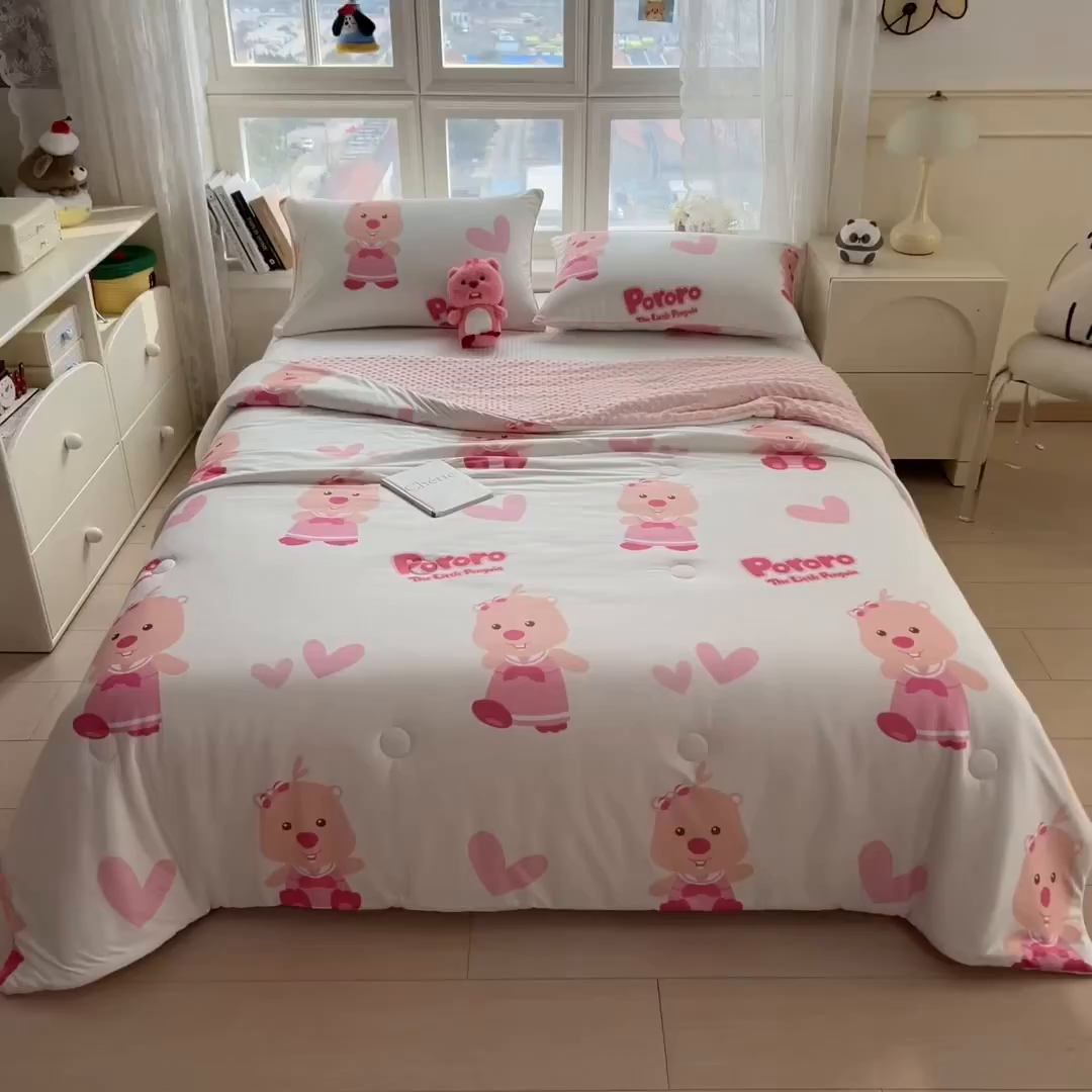 91家纺网 家纺一手货源 找家纺 兄弟坊 2026新款A类正版授权卡通针织棉凉感豆豆夏被 夏凉被 露比