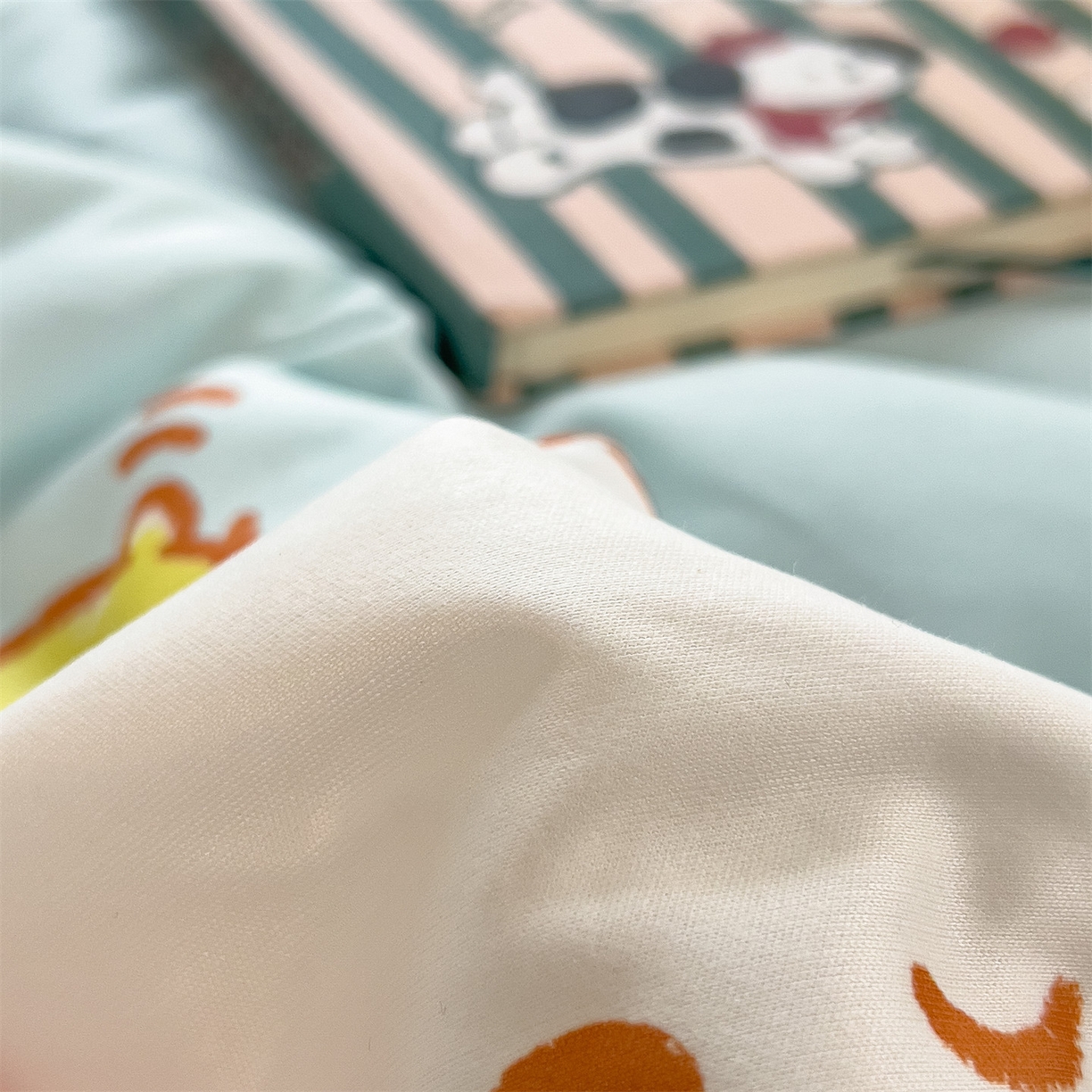 91家纺网 家纺一手货源 找家纺 兄弟坊 2026新款A类正版授权卡通针织棉凉感豆豆夏被 夏凉被 帕恰小狗