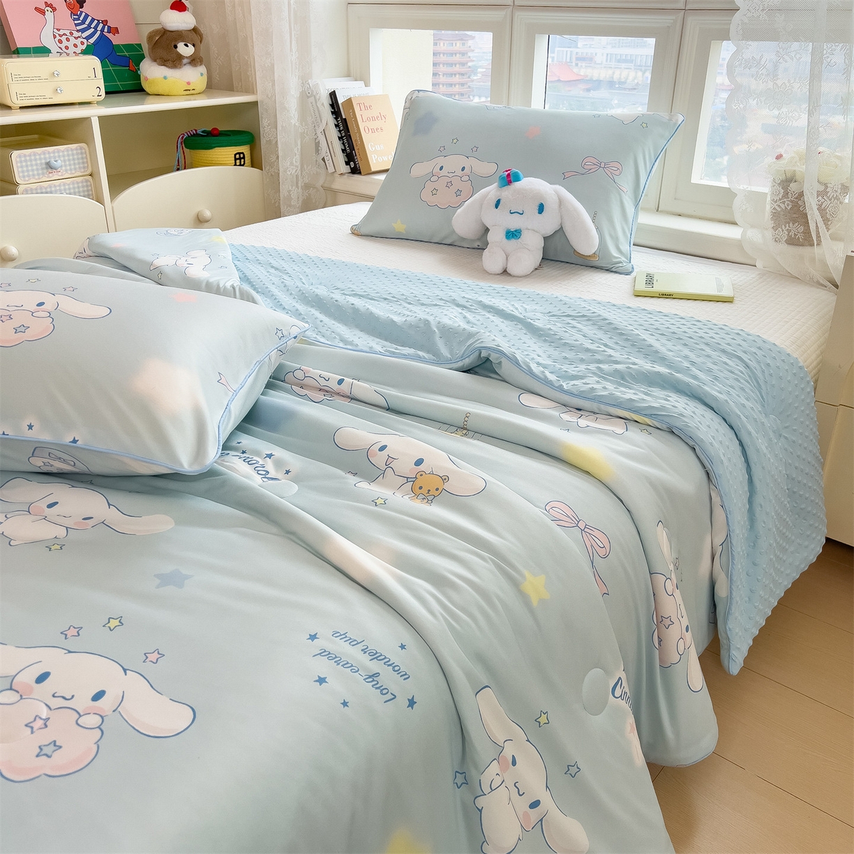 91家纺网 家纺一手货源 找家纺 兄弟坊 2026新款A类正版授权卡通针织棉凉感豆豆夏被 夏凉被 闪闪玉桂狗