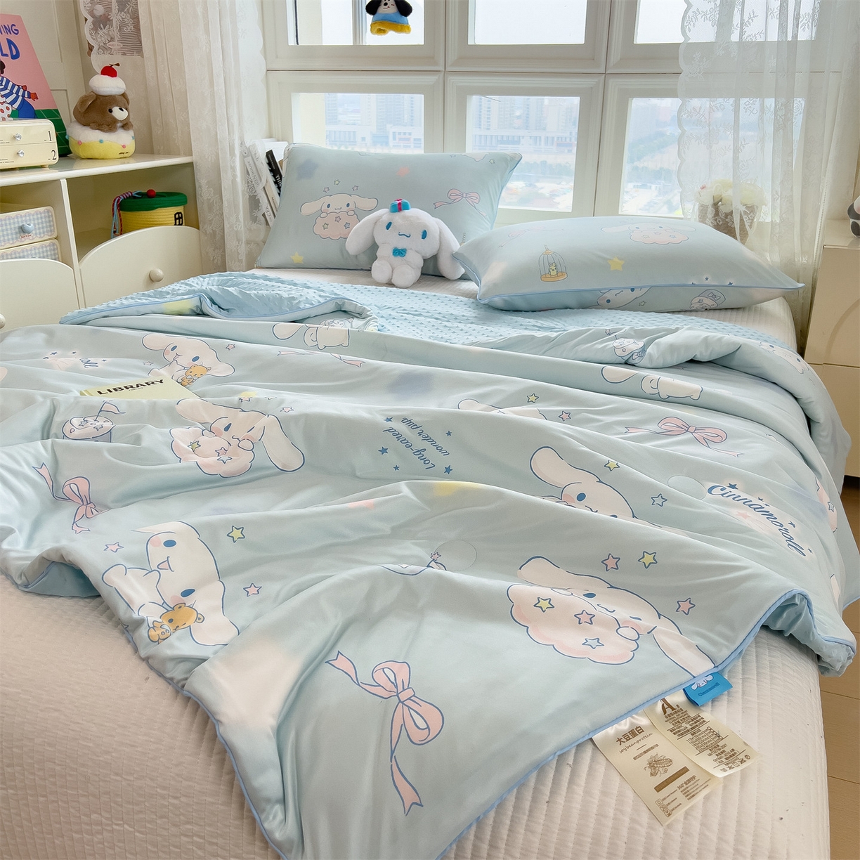 91家纺网 家纺一手货源 找家纺 兄弟坊 2026新款A类正版授权卡通针织棉凉感豆豆夏被 夏凉被 闪闪玉桂狗