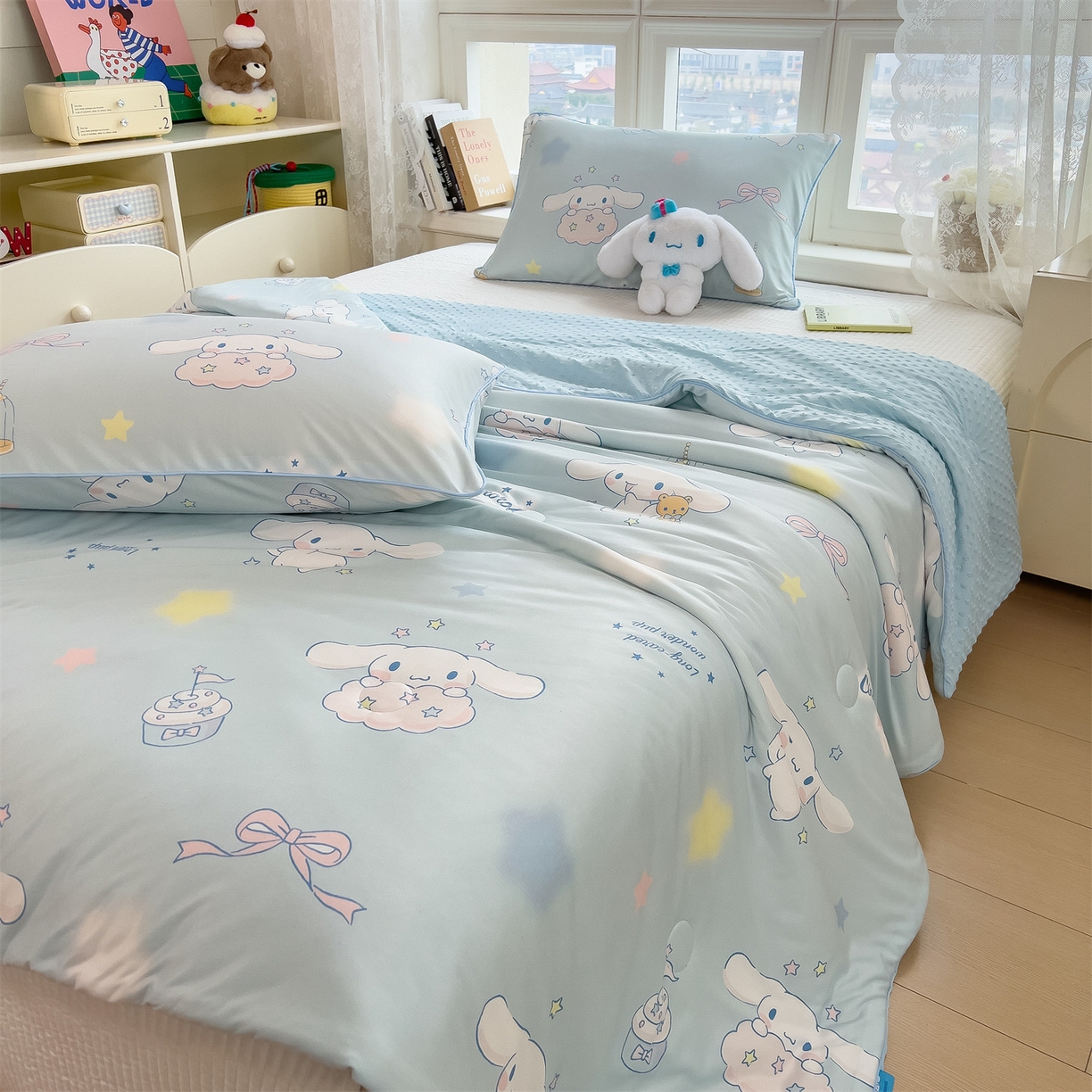 91家纺网 家纺一手货源 找家纺 兄弟坊 2026新款A类正版授权卡通针织棉凉感豆豆夏被 夏凉被 闪闪玉桂狗