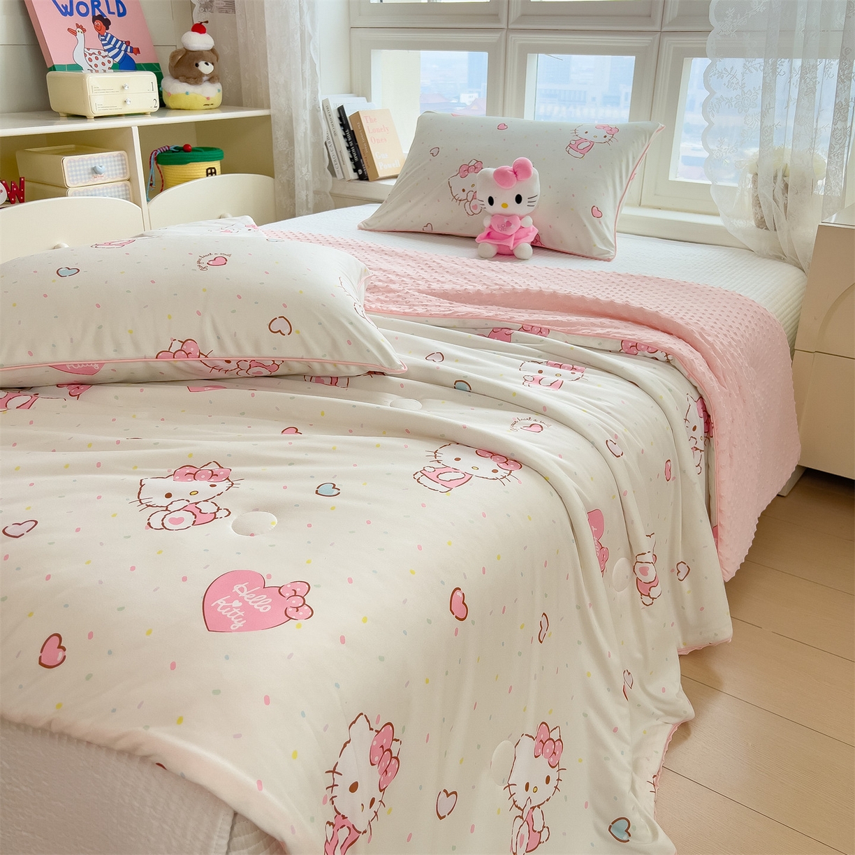 91家纺网 家纺一手货源 找家纺 兄弟坊 2026新款A类正版授权卡通乳胶凉席夏被四件套 乖乖凯蒂