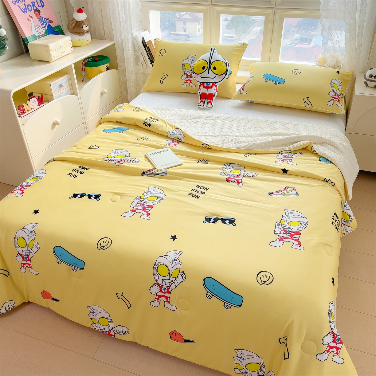 91家纺网 家纺一手货源 找家纺 兄弟坊 2026新款A类正版授权卡通乳胶凉席夏被四件套 阳光奥特