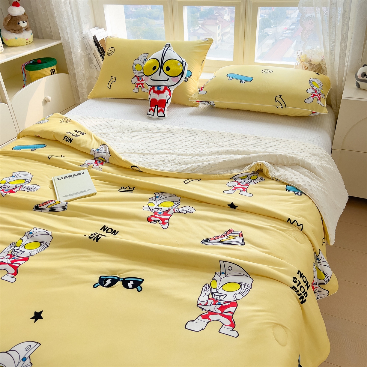 91家纺网 家纺一手货源 找家纺 兄弟坊 2026新款A类正版授权卡通乳胶凉席夏被四件套 阳光奥特