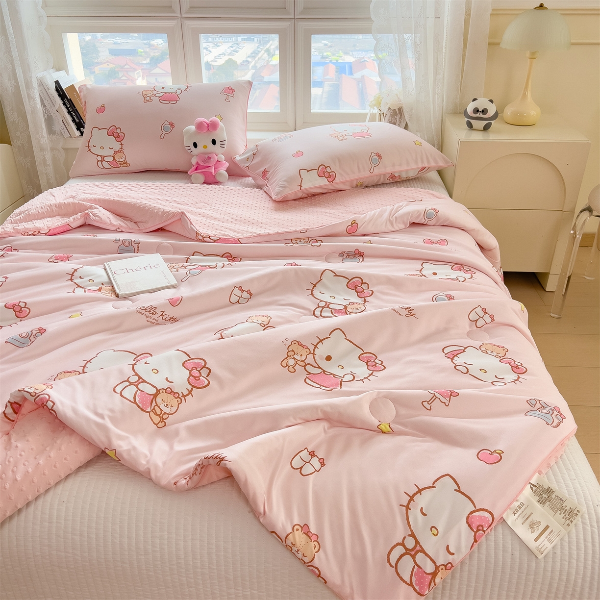 91家纺网 家纺一手货源 找家纺 兄弟坊 2026新款A类正版授权卡通乳胶凉席夏被四件套 凯蒂小猫