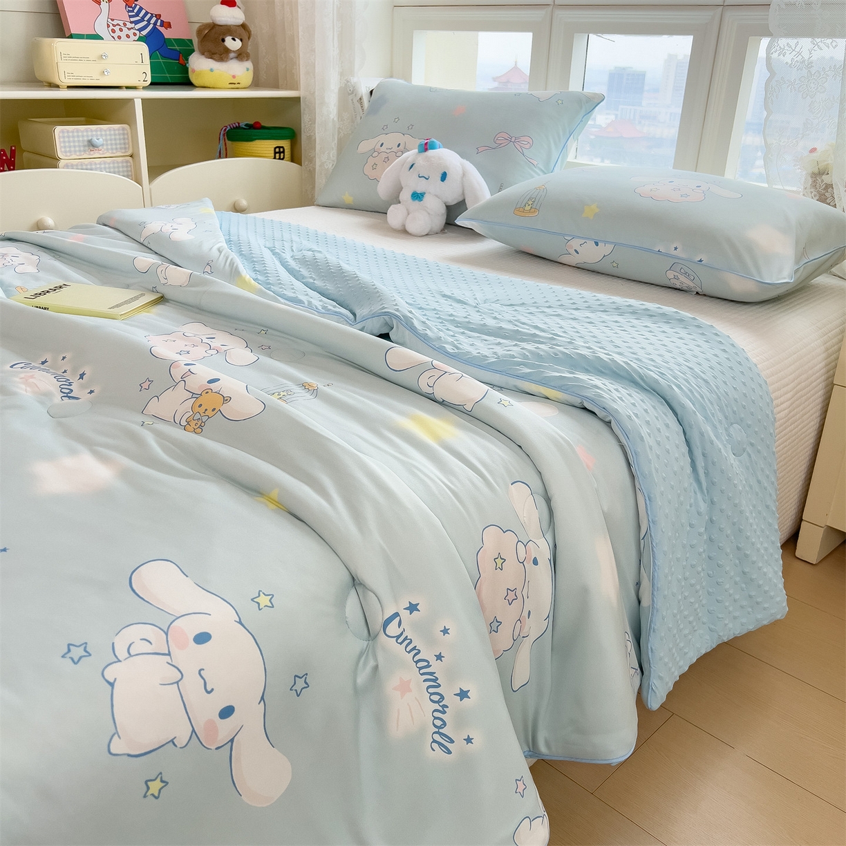 91家纺网 家纺一手货源 找家纺 兄弟坊 2026新款A类正版授权卡通乳胶凉席夏被四件套 闪闪玉桂狗