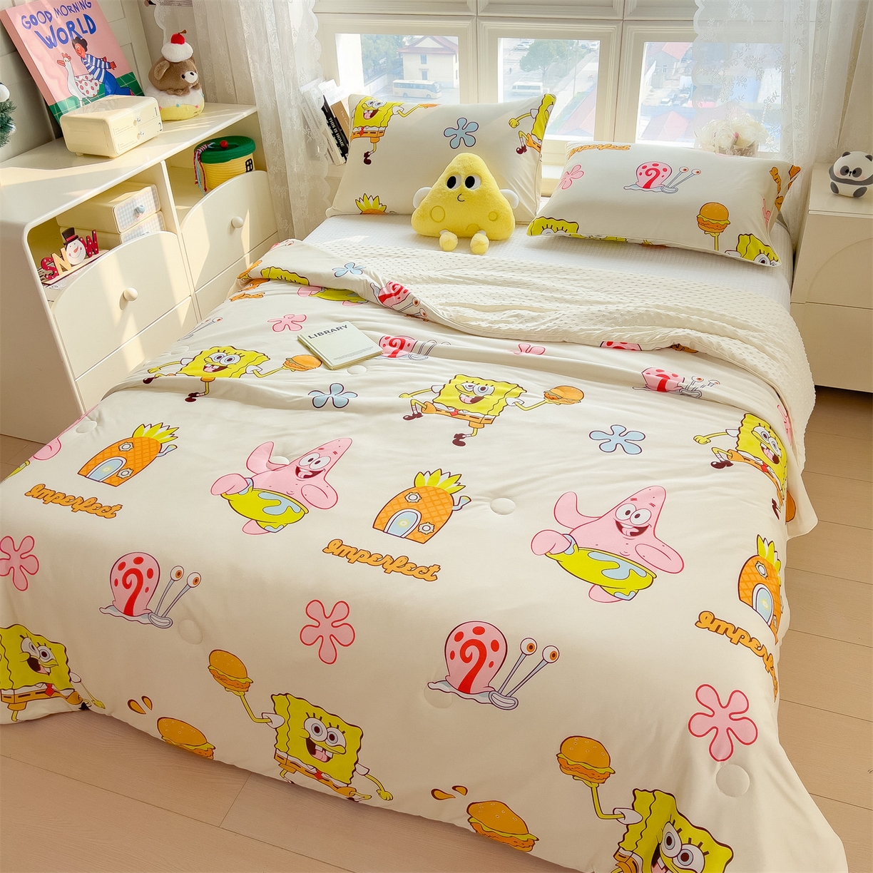 91家纺网 家纺一手货源 找家纺 兄弟坊 2026新款A类正版授权卡通乳胶凉席夏被四件套 海绵宝宝