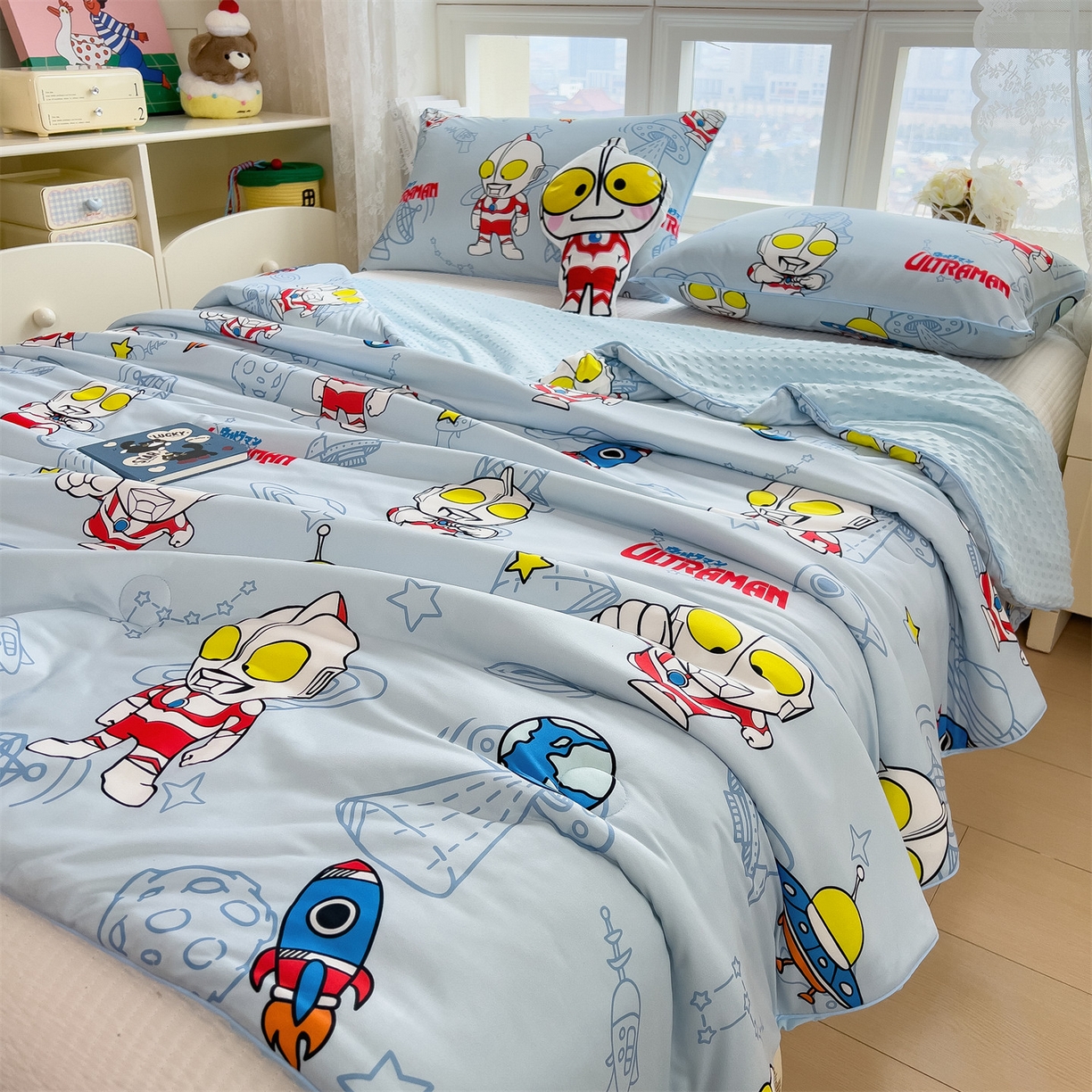 91家纺网 家纺一手货源 找家纺 兄弟坊 2026新款A类正版授权卡通乳胶凉席夏被四件套 奥特曼蓝