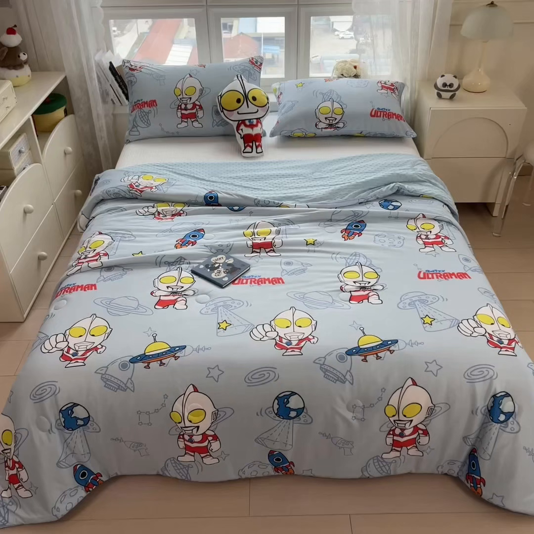 91家纺网 家纺一手货源 找家纺 兄弟坊 2026新款A类正版授权卡通乳胶凉席夏被四件套 奥特曼蓝