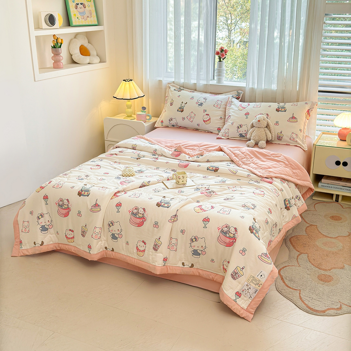 91家纺网 家纺一手货源 找家纺 西域种棉人·千百笠 2026新款A类印花手包边凌香新疆棉花夏被 凌香 宠物语