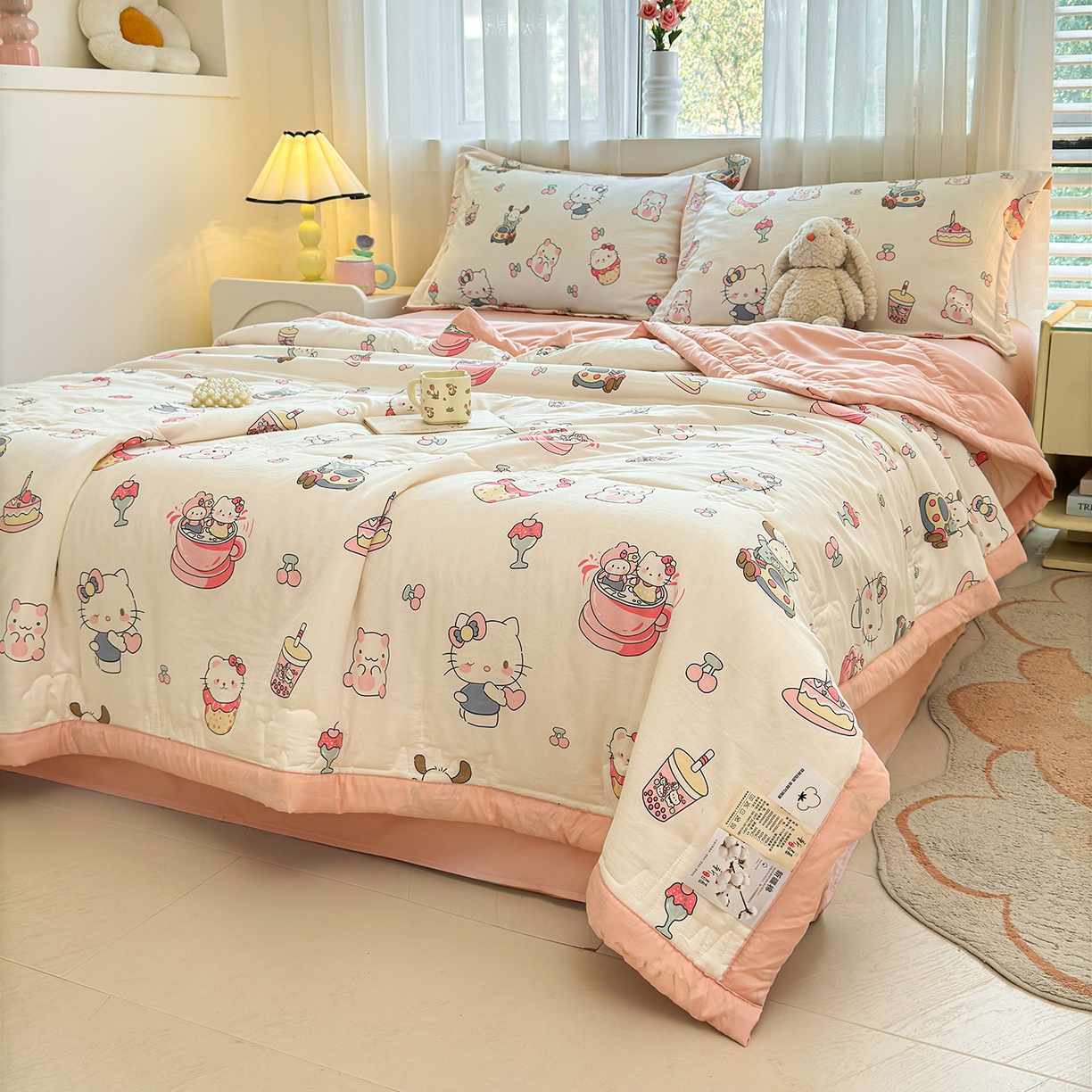 91家纺网 家纺一手货源 找家纺 西域种棉人·千百笠 2026新款A类印花手包边凌香新疆棉花夏被 凌香 宠物语