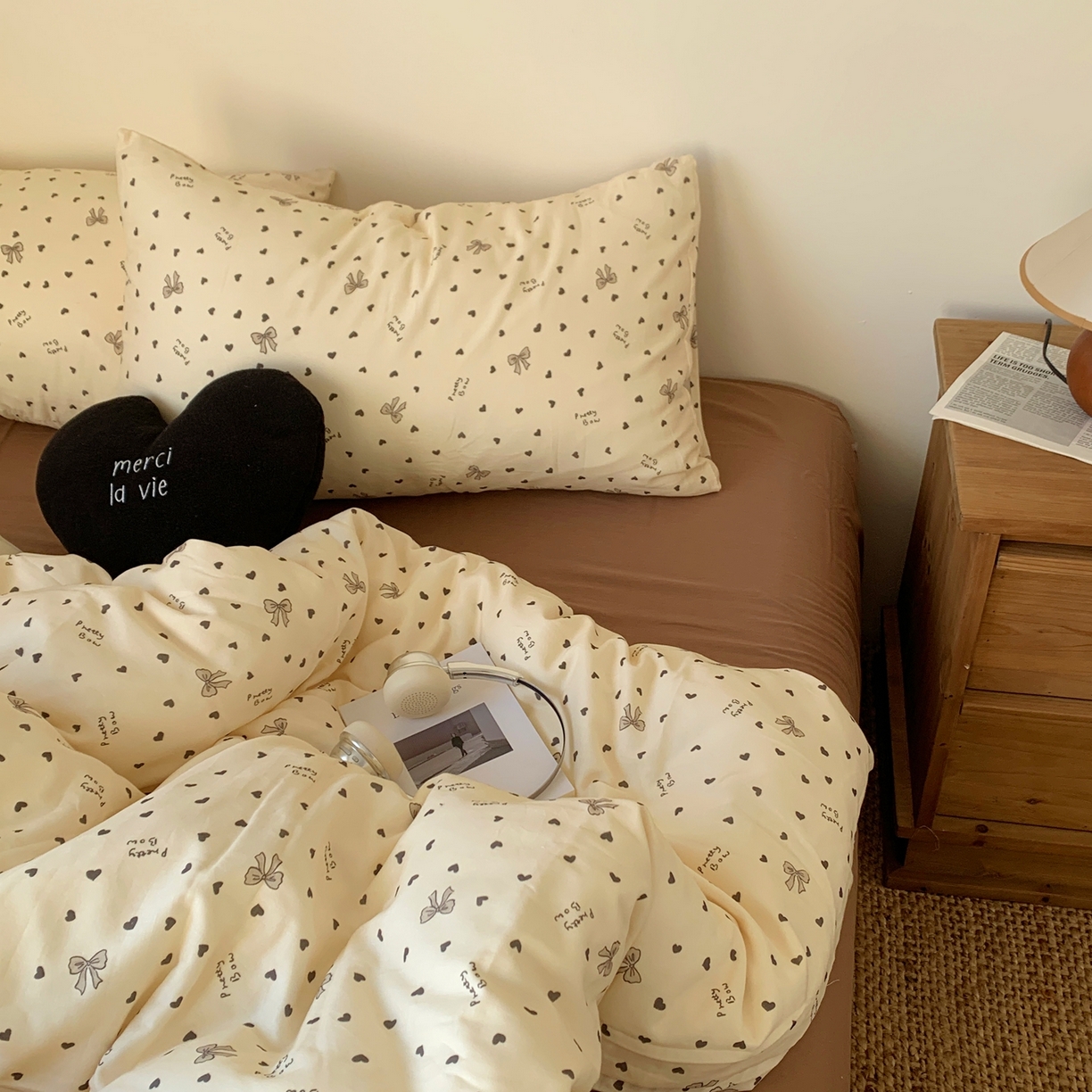 91家纺网 家纺一手货源 找家纺 桃喜 2026春夏新款全棉纯棉双层纱系列四件套 双层纱-米色蝴蝶结