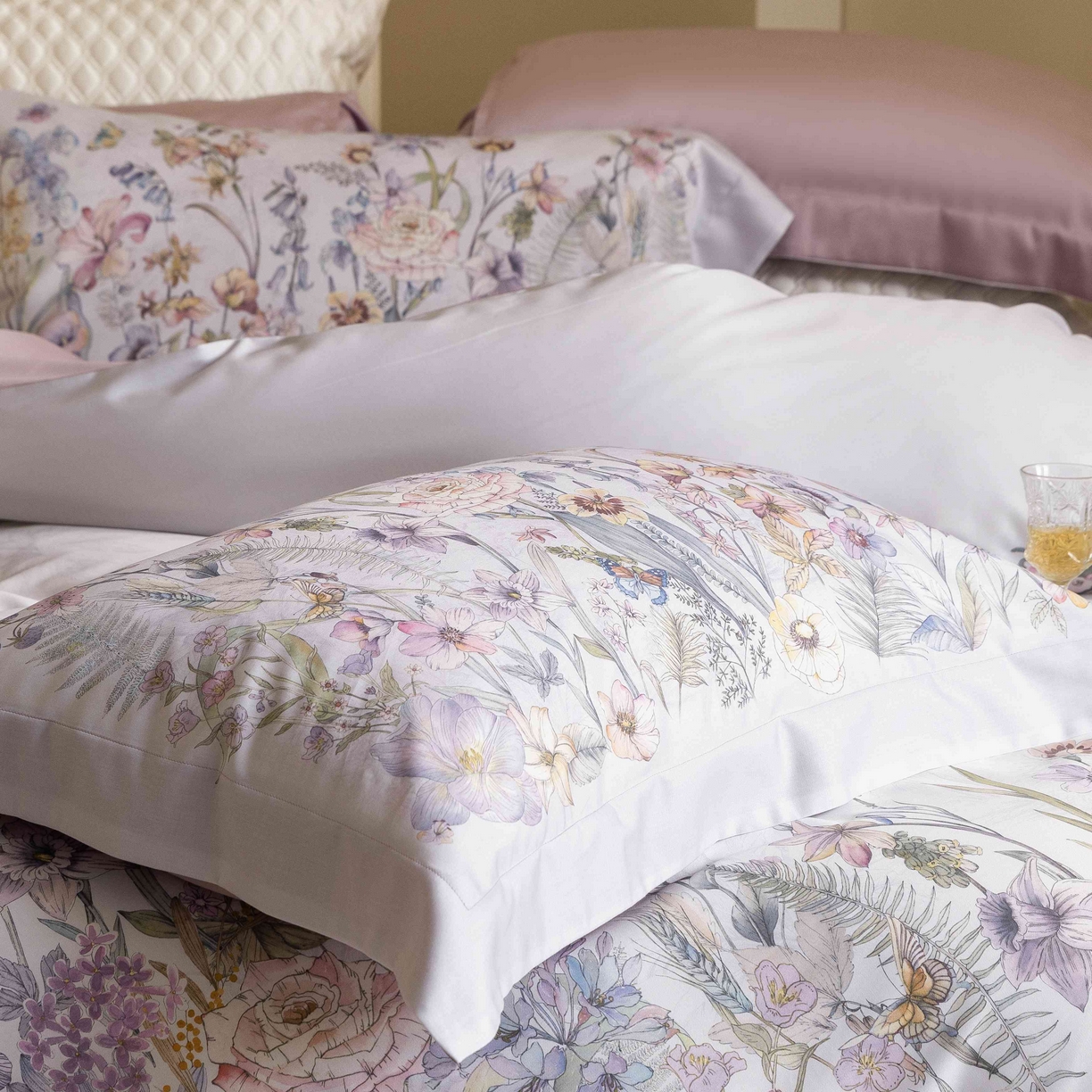 91家纺网 家纺一手货源 找家纺 佳汐蓝家纺 2026新款60天丝印花大版花四件套 苏芸 粉