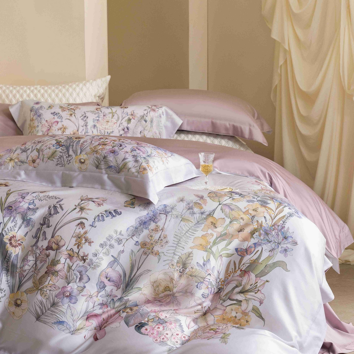 91家纺网 家纺一手货源 找家纺 佳汐蓝家纺 2026新款60天丝印花大版花四件套 苏芸 粉