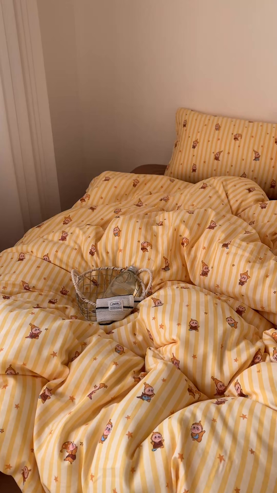 91家纺网 家纺一手货源 找家纺 桃喜 2026春夏新款全棉纯棉双层纱系列四件套 双层纱-条纹星星黄