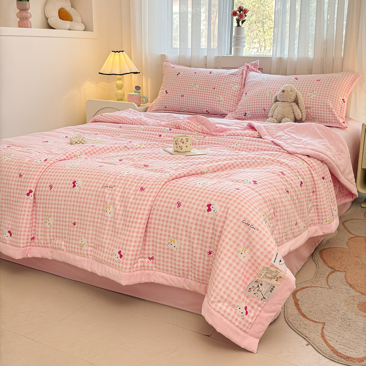 91家纺网 家纺一手货源 找家纺 西域种棉人·千百笠 2026新款A类印花手包边凌香新疆棉花夏被 凌香 格林童话