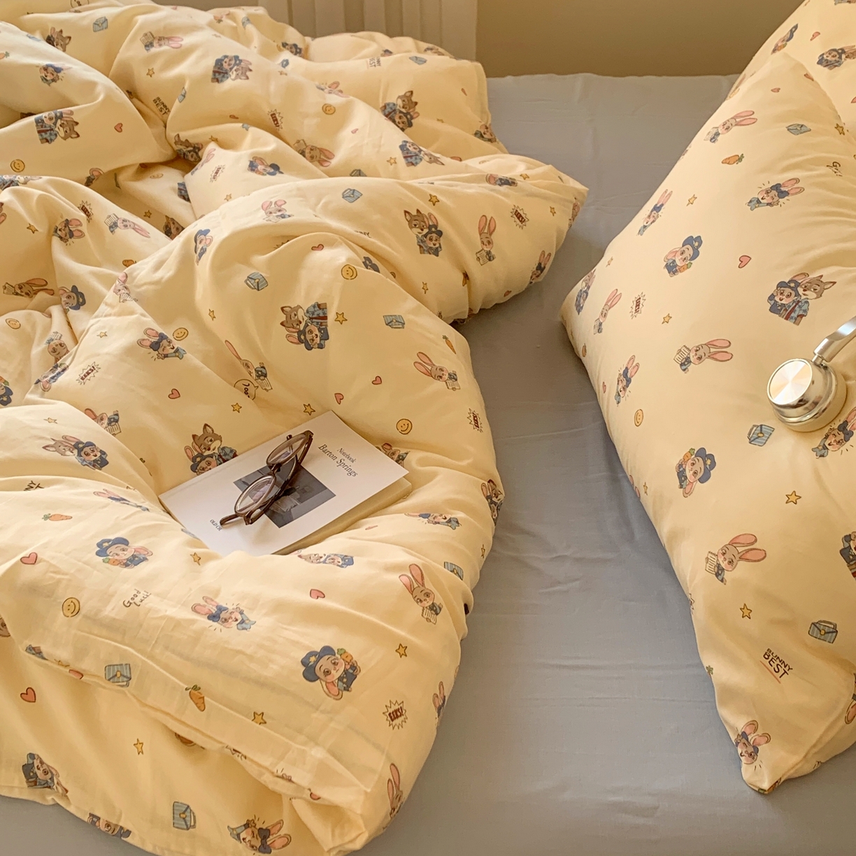 91家纺网 家纺一手货源 找家纺 桃喜 2026春夏新款全棉纯棉双层纱系列四件套 双层纱-兔子狐狸搭档