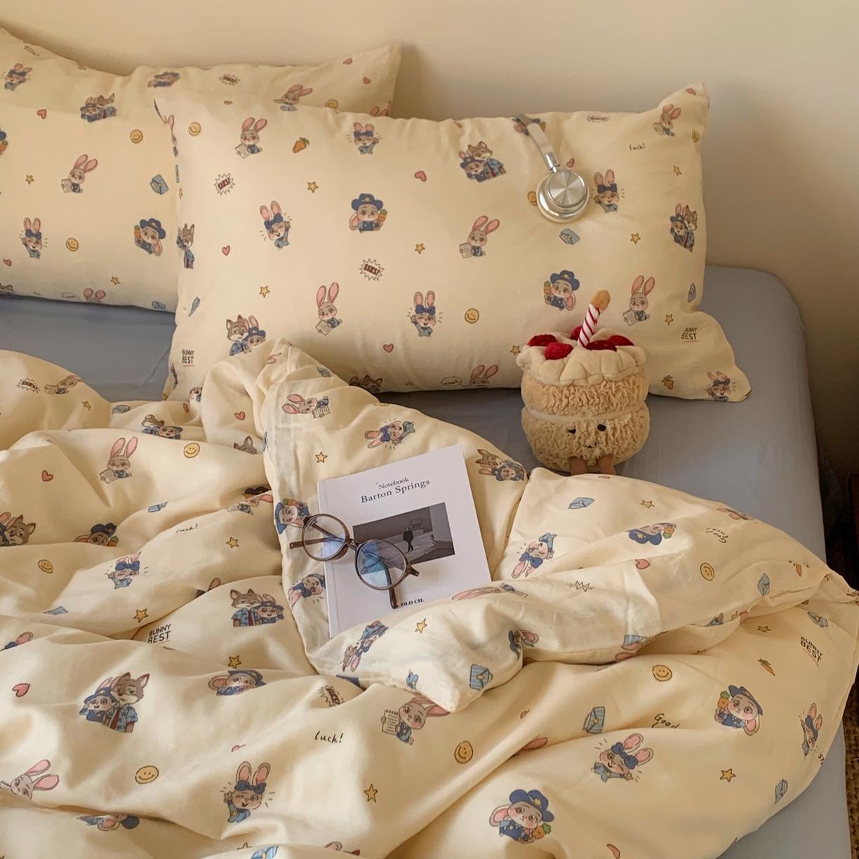 91家纺网 家纺一手货源 找家纺 桃喜 2026春夏新款全棉纯棉双层纱系列四件套 双层纱-兔子狐狸搭档