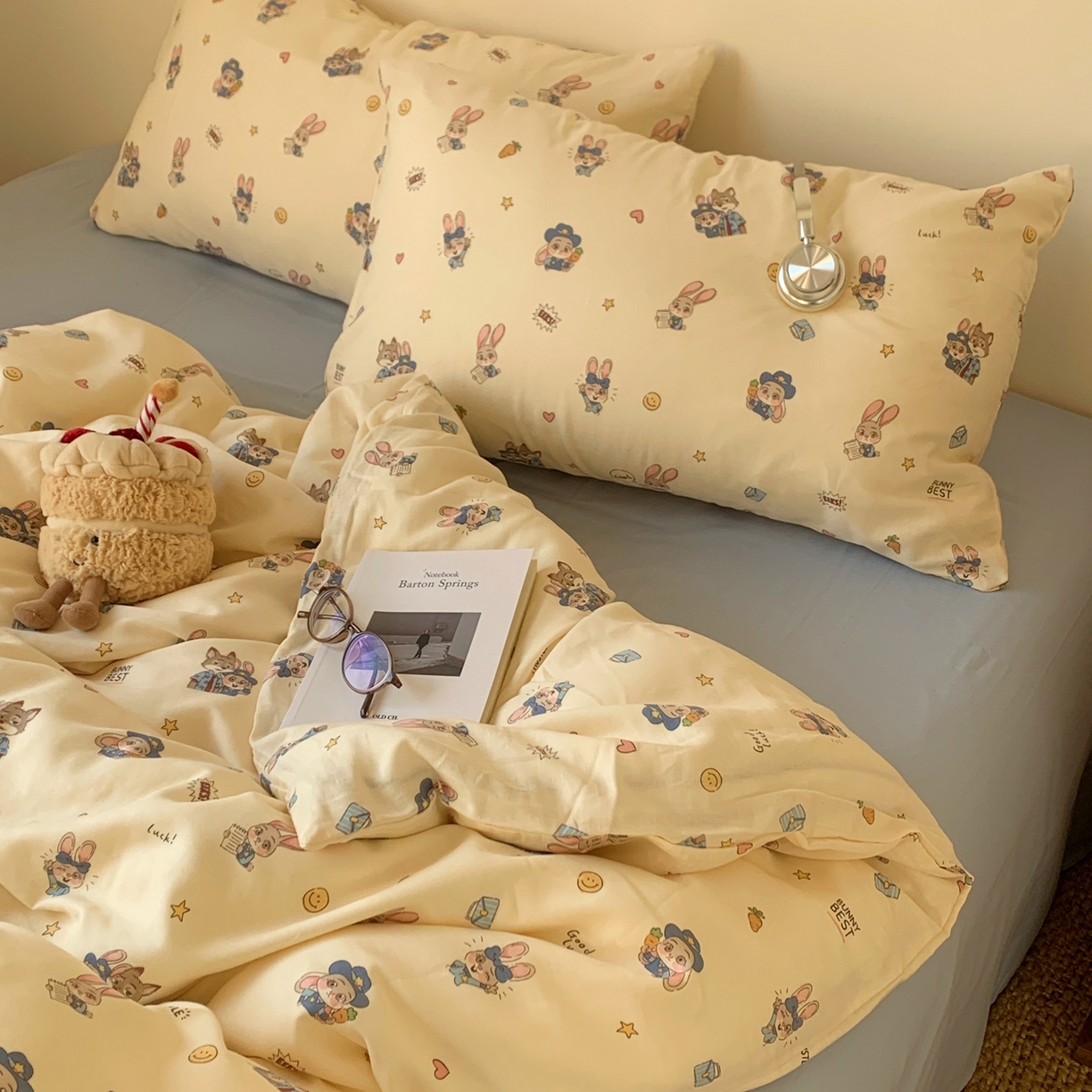 91家纺网 家纺一手货源 找家纺 桃喜 2026春夏新款全棉纯棉双层纱系列四件套 双层纱-兔子狐狸搭档