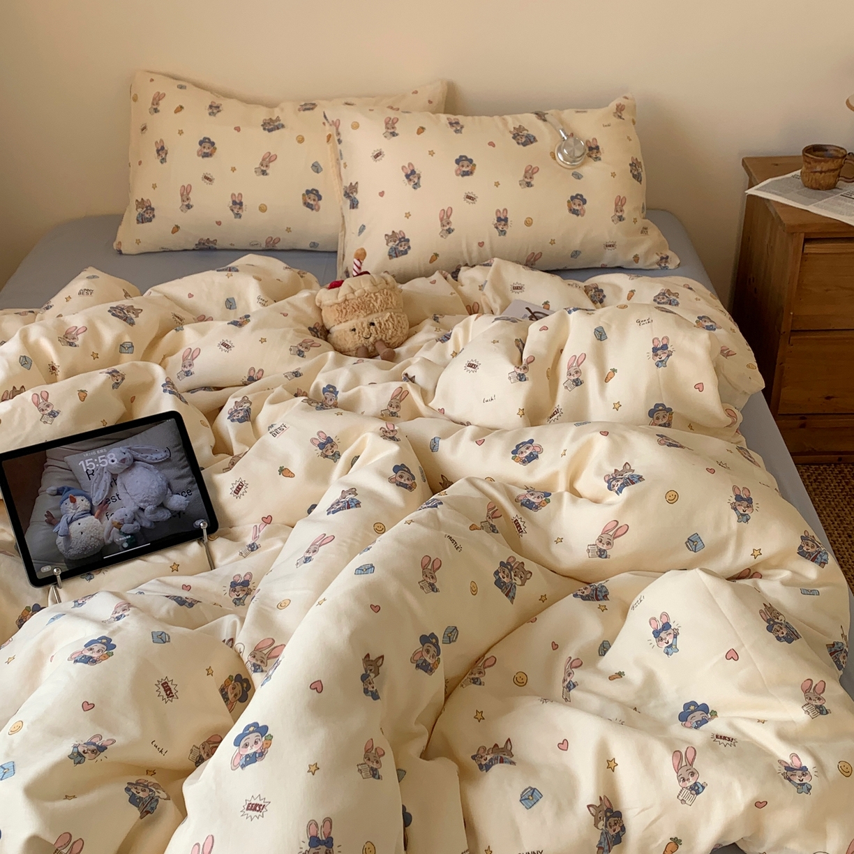 91家纺网 家纺一手货源 找家纺 桃喜 2026春夏新款全棉纯棉双层纱系列四件套 双层纱-兔子狐狸搭档