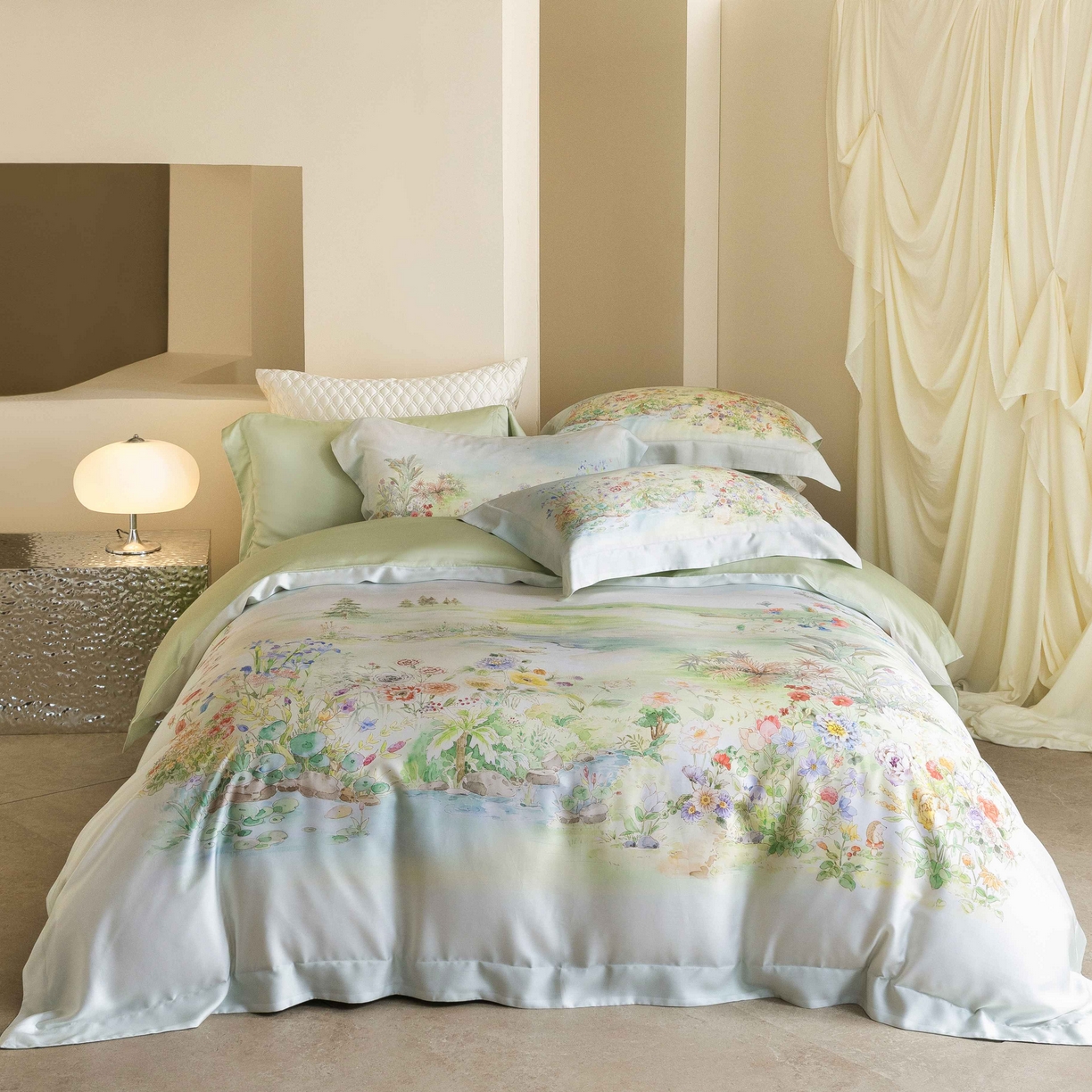 91家纺网 家纺一手货源 找家纺 佳汐蓝家纺 2026新款60天丝印花大版花四件套 夏怡花园 黄绿