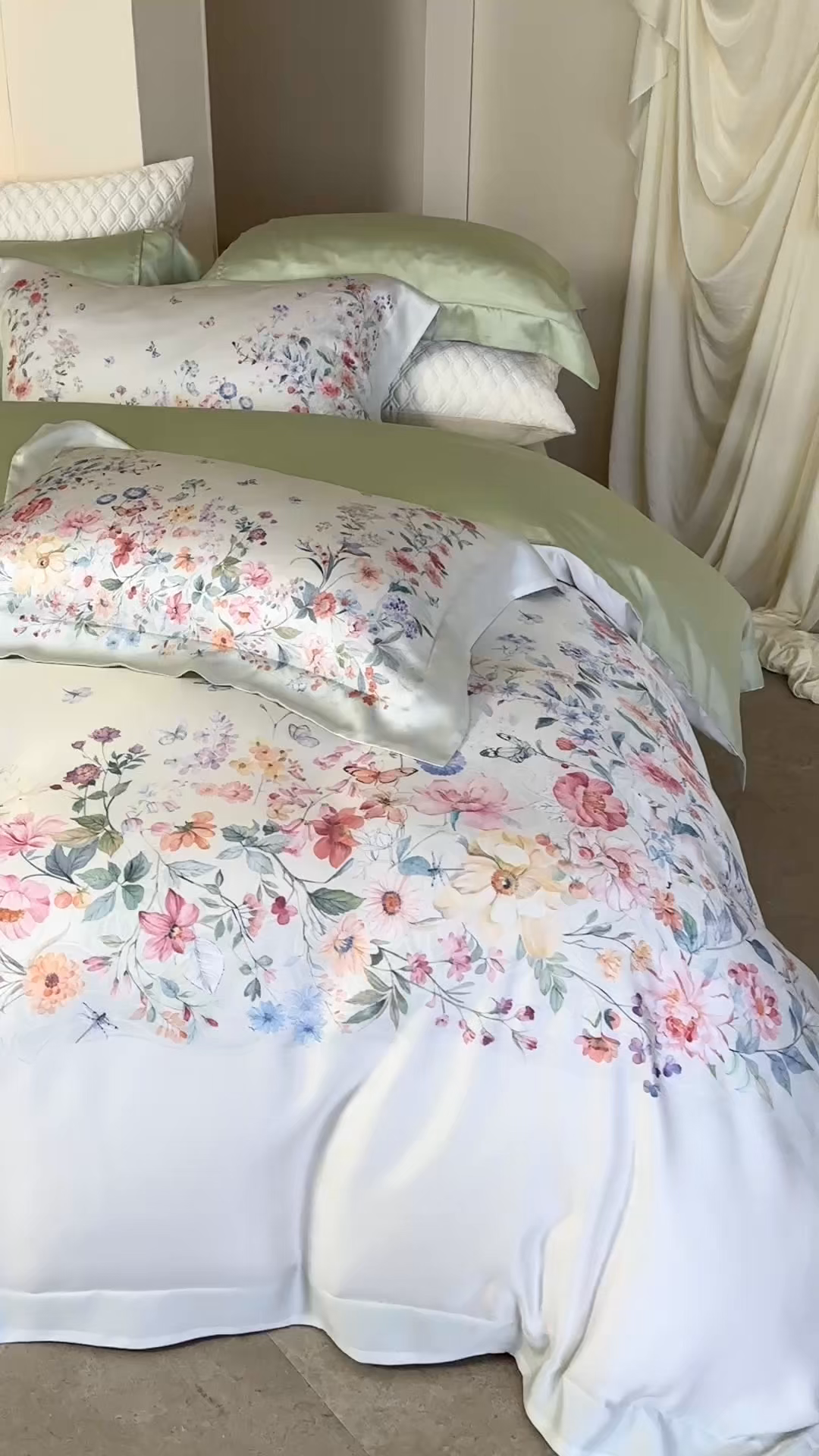 91家纺网 家纺一手货源 找家纺 佳汐蓝家纺 2026新款60天丝印花大版花四件套 蓝姗园 玉