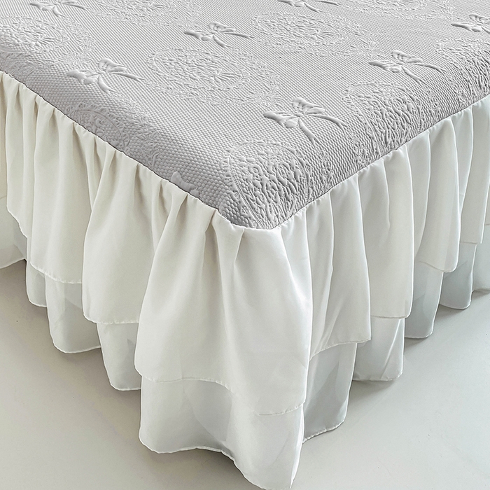 91家纺网 家纺一手货源 找家纺 佰亿莱 2026新款凉感豆豆提花床裙款凉席手捧花系列 手捧花灰