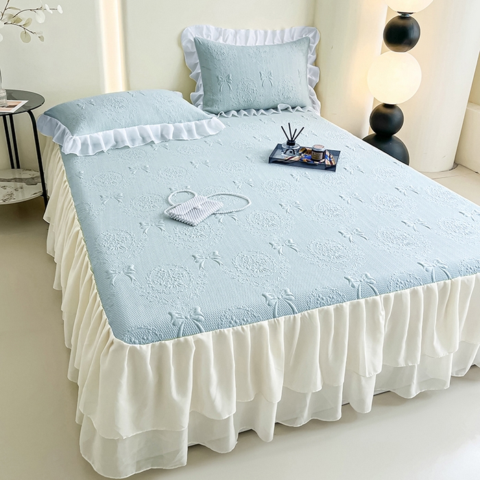 91家纺网 家纺一手货源 找家纺 佰亿莱 2026新款凉感豆豆提花床裙款凉席手捧花系列 手捧花蓝