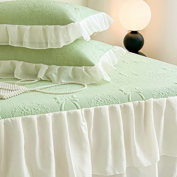 91家纺网 家纺一手货源 找家纺 佰亿莱 2026新款凉感豆豆提花床裙款凉席手捧花系列 手捧花绿