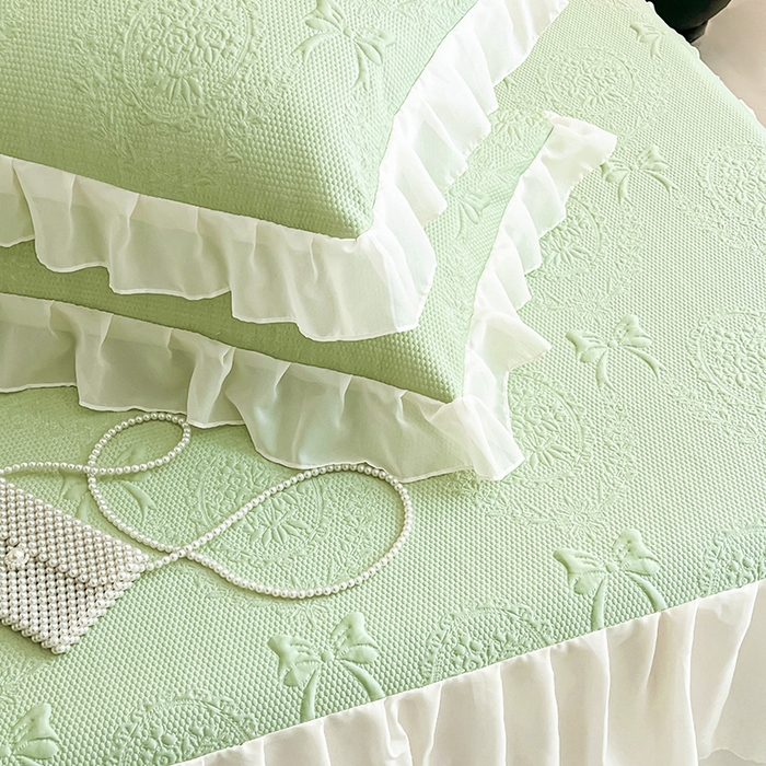 91家纺网 家纺一手货源 找家纺 佰亿莱 2026新款凉感豆豆提花床裙款凉席手捧花系列 手捧花绿