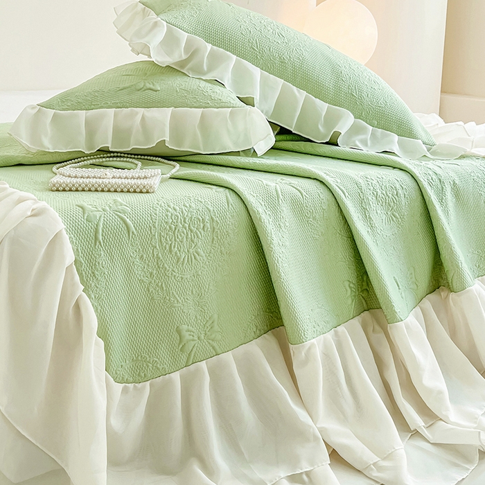 91家纺网 家纺一手货源 找家纺 佰亿莱 2026新款凉感豆豆提花床裙款凉席手捧花系列 手捧花绿