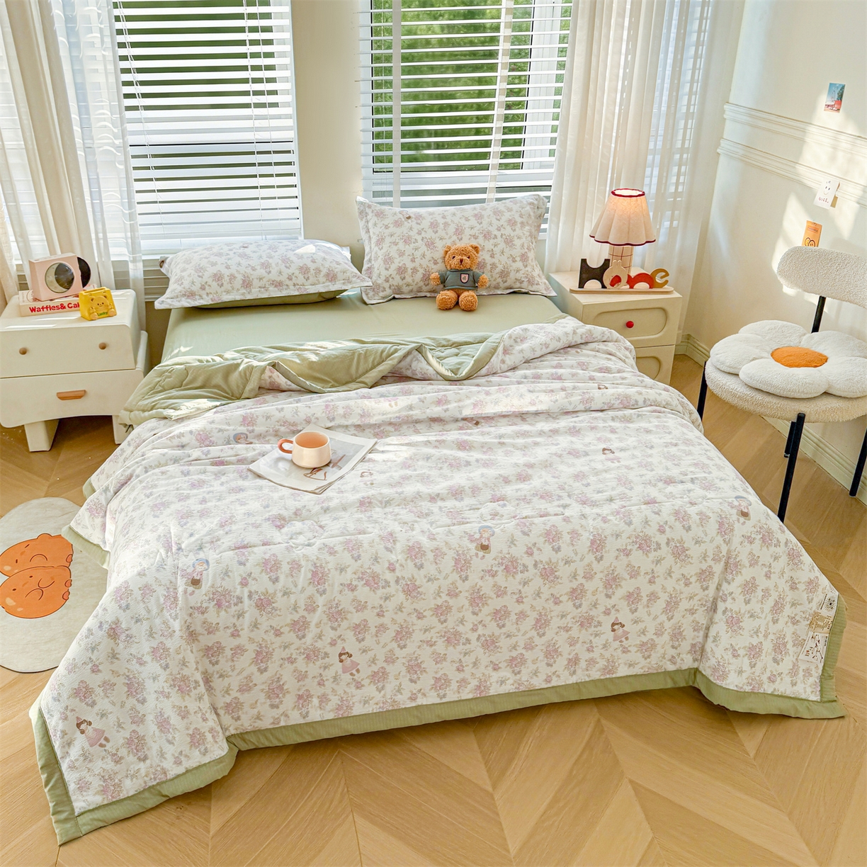 91家纺网 家纺一手货源 找家纺 西域种棉人·千百笠 2026新款A类新疆棉花夏凉被加宽包边水洗棉卡通印花吸湿透气棉花夏被空调被 云感花梦女孩