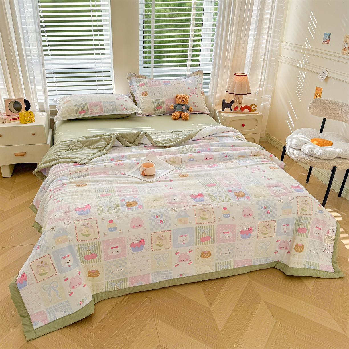 91家纺网 家纺一手货源 找家纺 西域种棉人·千百笠 2026新款A类新疆棉花夏凉被加宽包边水洗棉卡通印花吸湿透气棉花夏被空调被 云感甜品乐园