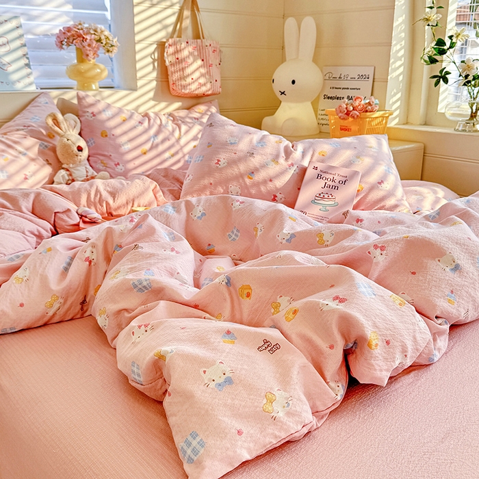 91家纺网 家纺一手货源 找家纺 九诺家纺 2026新款丝柔棉加厚小清新印花四件套-甜心 甜心-圣代甜猫粉