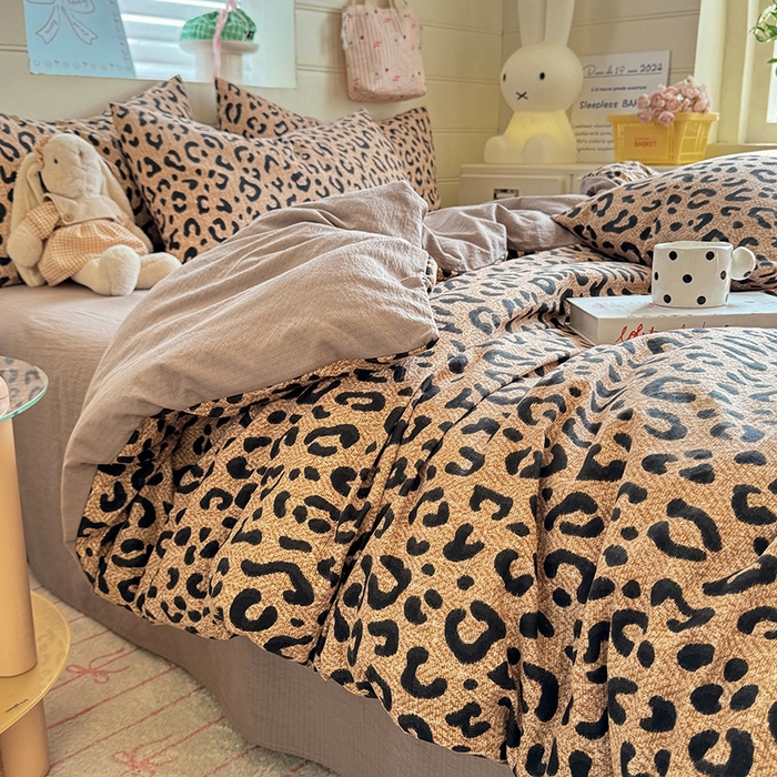 九诺家纺 2026新款丝柔棉加厚小清新印花四件套-甜心 甜心-皇家豹纹