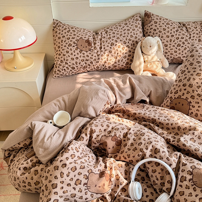 91家纺网 家纺一手货源 找家纺 九诺家纺 2026新款丝柔棉加厚小清新印花四件套-甜心 甜心-豹纹KT