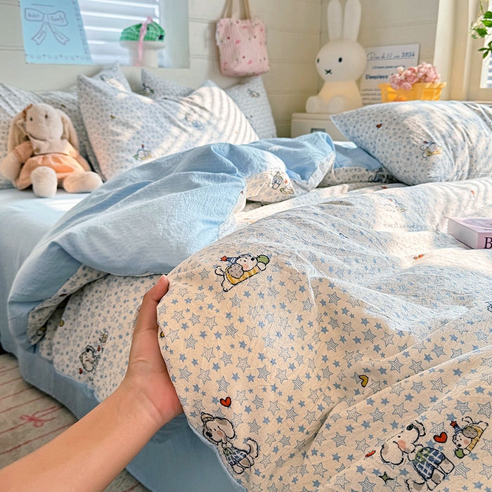 91家纺网 家纺一手货源 找家纺 九诺家纺 2026新款丝柔棉加厚小清新印花四件套-甜心 甜心-暖心小狗