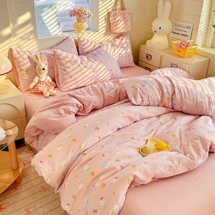 91家纺网 家纺一手货源 找家纺 九诺家纺 2026新款丝柔棉加厚小清新印花四件套-甜心 甜心-圣代甜猫粉