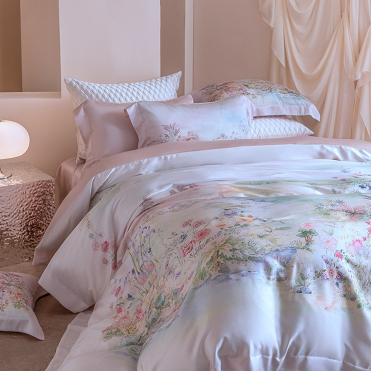 91家纺网 家纺一手货源 找家纺 时亿家居 2026新款大版莱赛尔天丝印花四件套 夏怡花园 粉绿