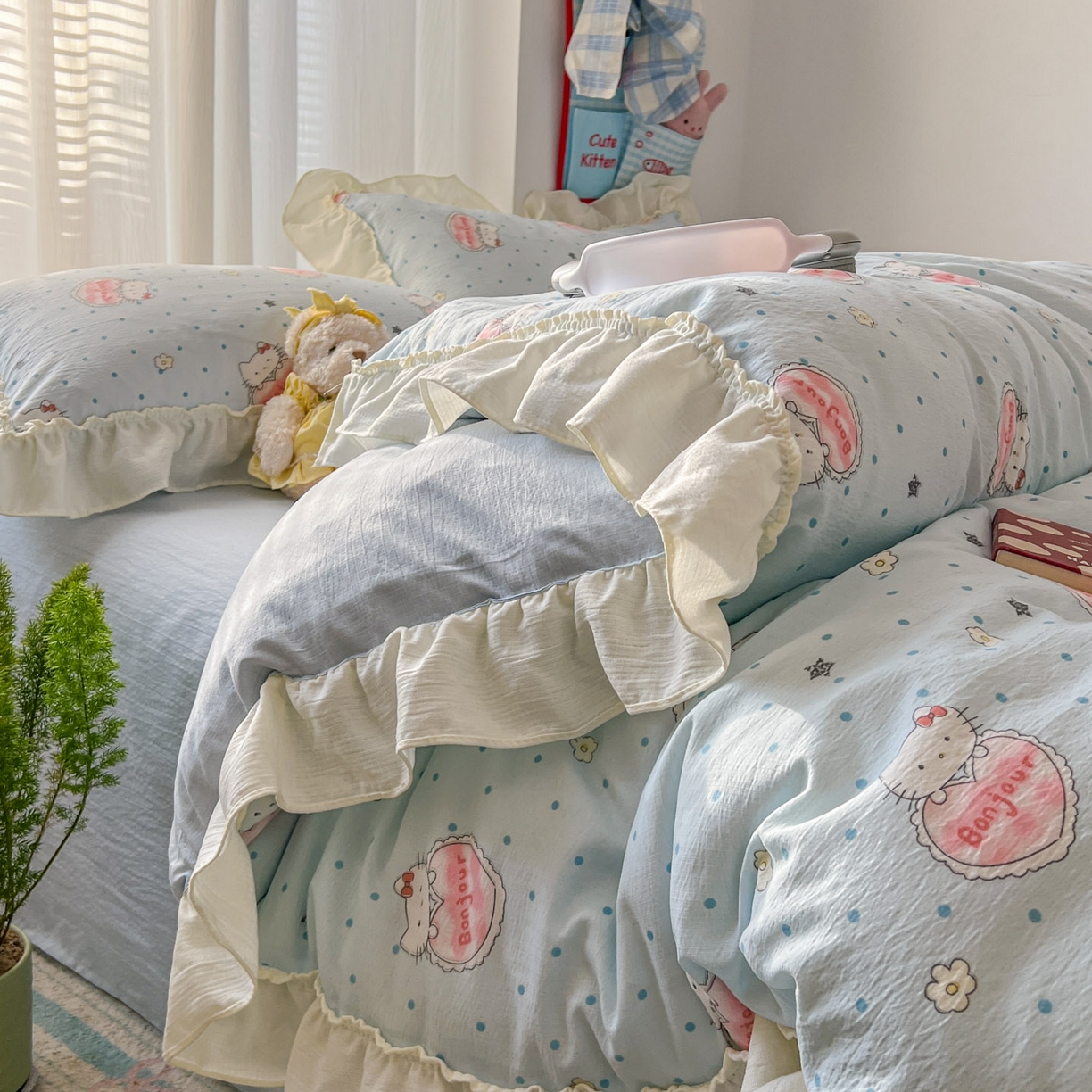 91家纺网 家纺一手货源 找家纺 老K (原美阁） 2026新款木棉双层纱四件套卡通韩版公主风四件套 小蓝猫