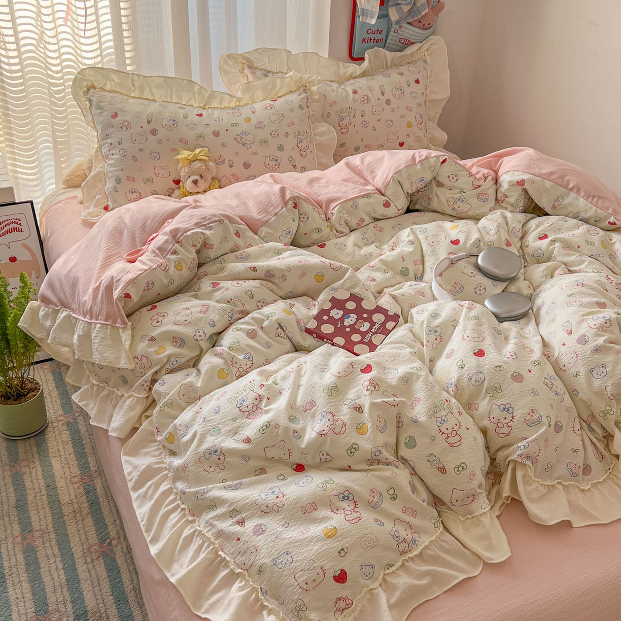 91家纺网 家纺一手货源 找家纺 老K (原美阁） 2026新款木棉双层纱四件套卡通韩版公主风四件套 草莓派对猫